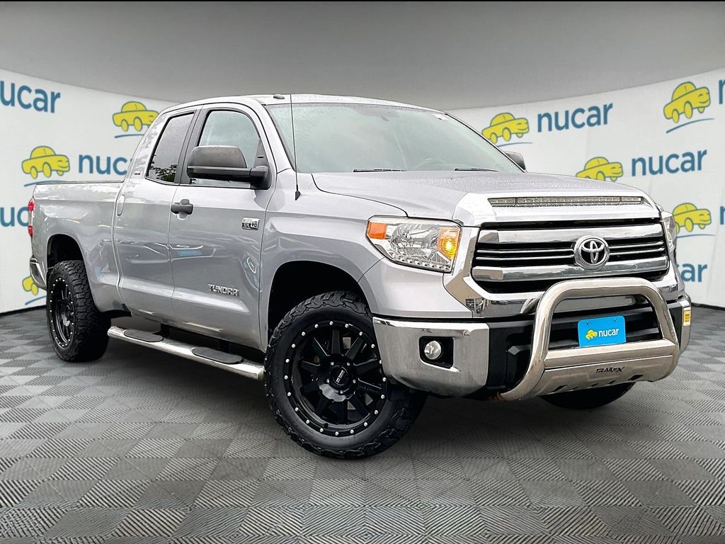 2017 Toyota Tundra SR5