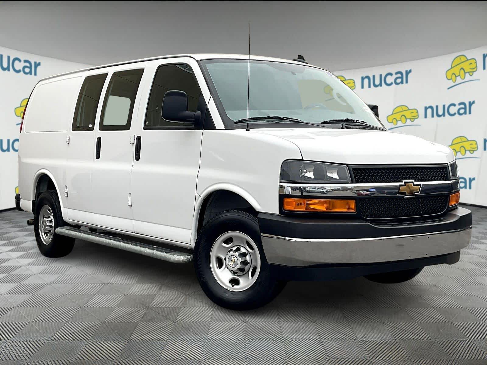 2024 Chevrolet Express Cargo Work Van's photo