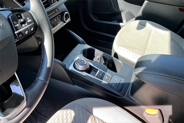 2022 Ford Escape SE - Photo 15
