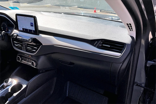 2022 Ford Escape SE - Photo 17