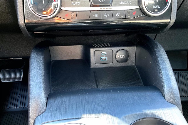 2022 Ford Escape SE - Photo 27