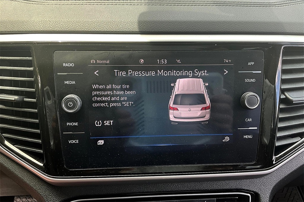 2022 Volkswagen Atlas 3.6L V6 SE w/Technology - Photo 20