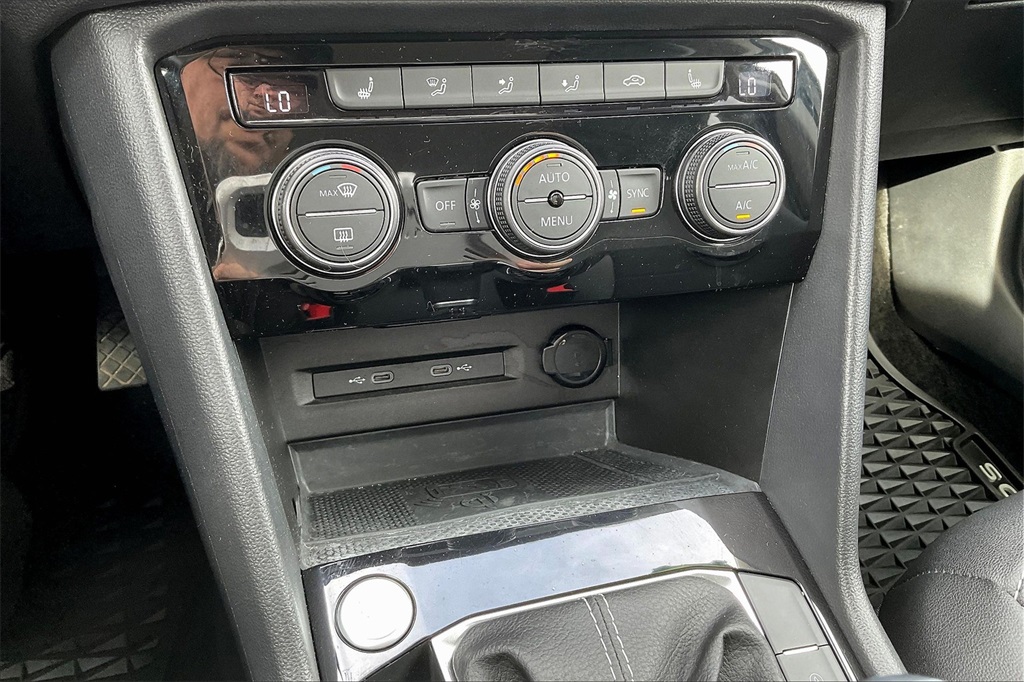 2024 Volkswagen Taos 1.5T SE - Photo 24