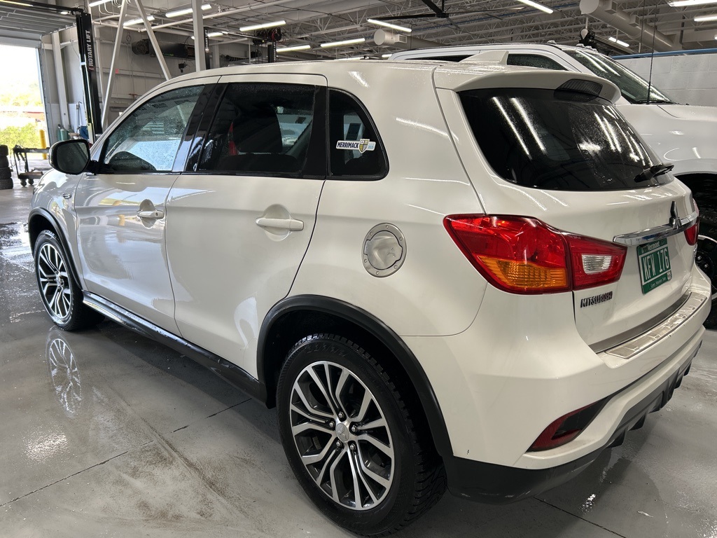 2019 Mitsubishi Outlander Sport 2.0 ES - Photo 2