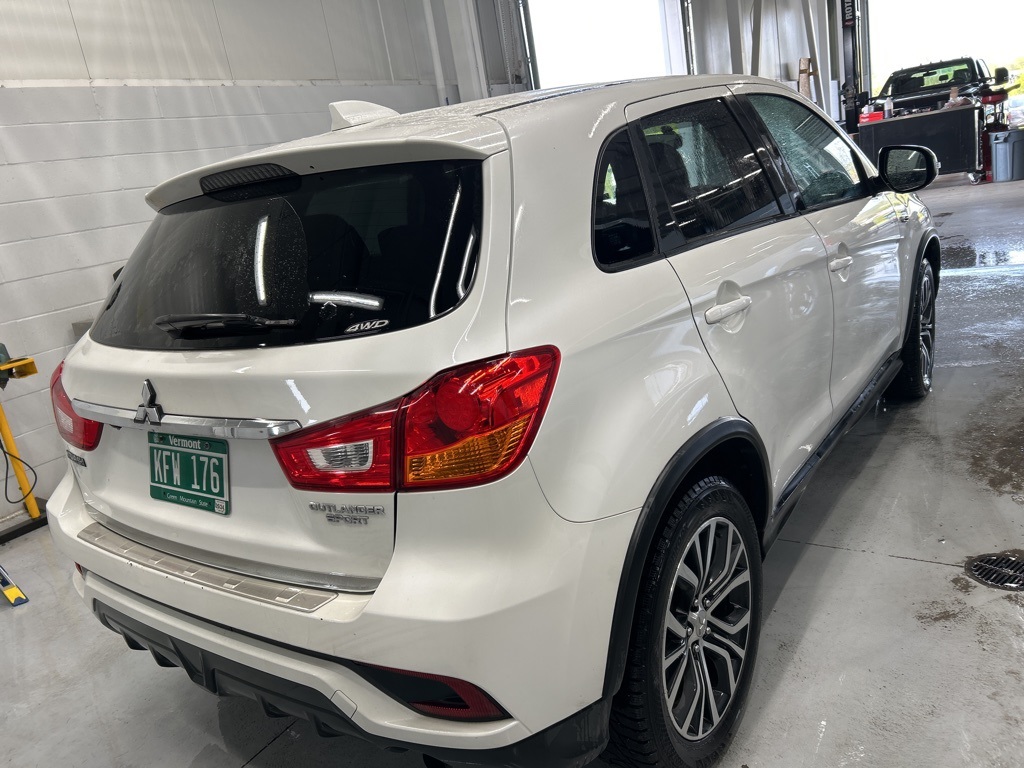 2019 Mitsubishi Outlander Sport 2.0 ES - Photo 3