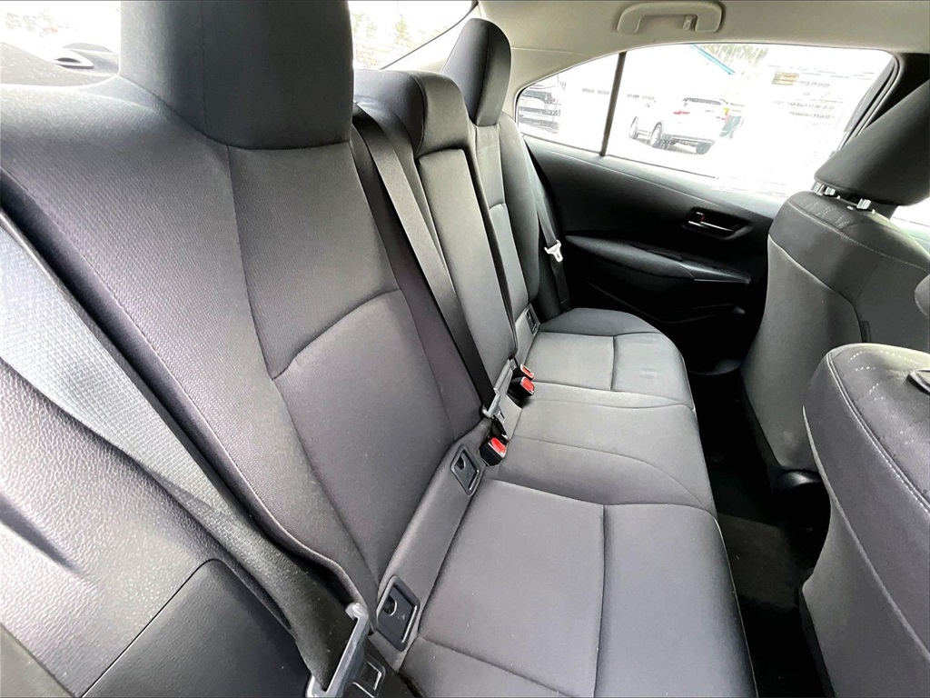 2025 Toyota Corolla LE - Photo 16