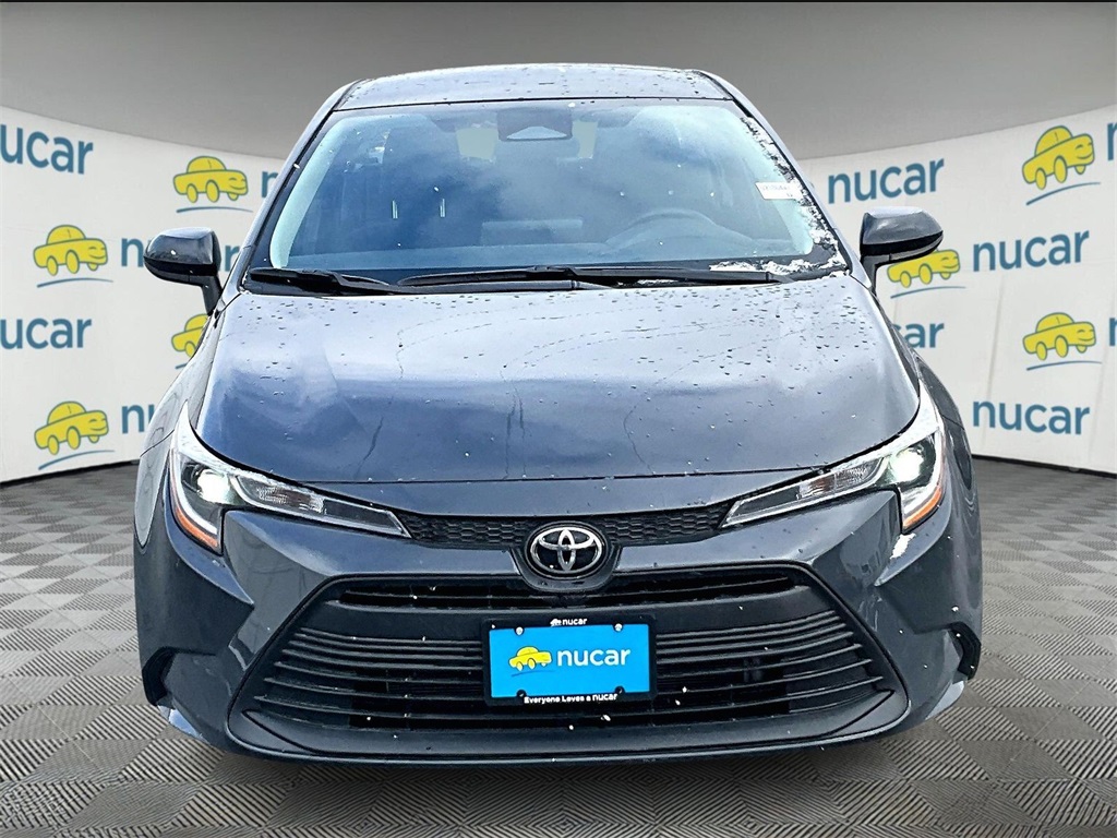 2025 Toyota Corolla LE - Photo 2