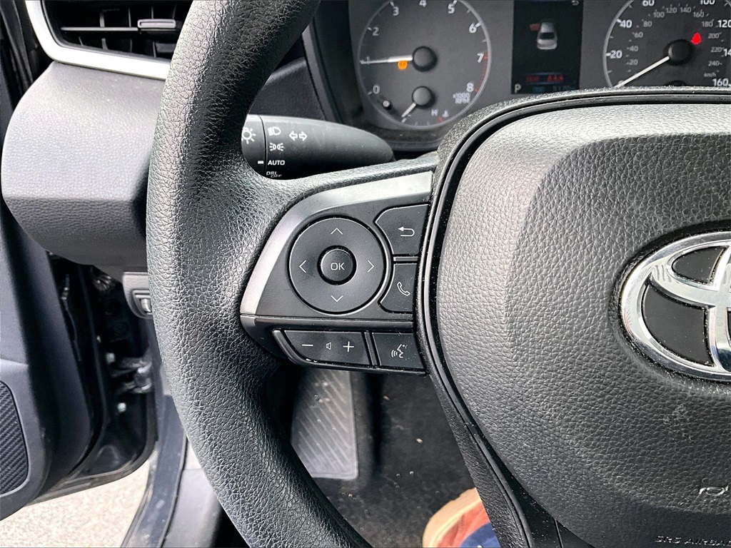 2025 Toyota Corolla LE - Photo 22