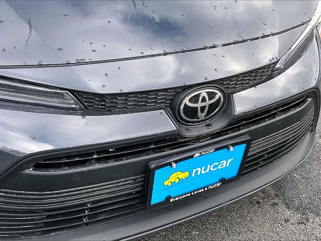 2025 Toyota Corolla LE - Photo 30
