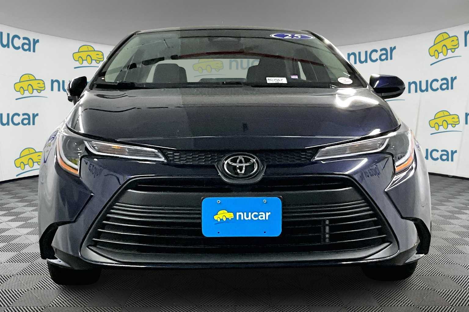 2025 Toyota Corolla LE - Photo 2