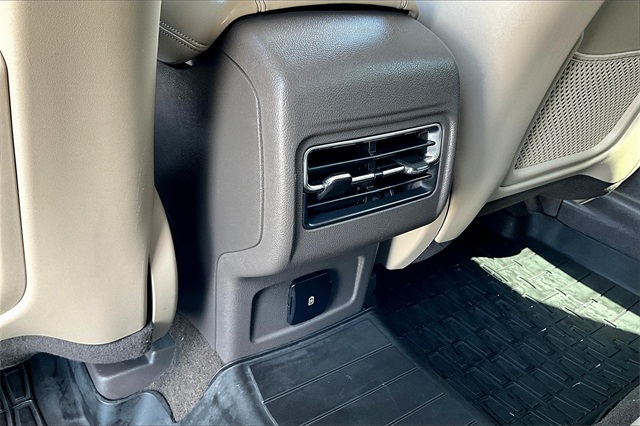 2021 Lincoln Corsair Standard - Photo 23