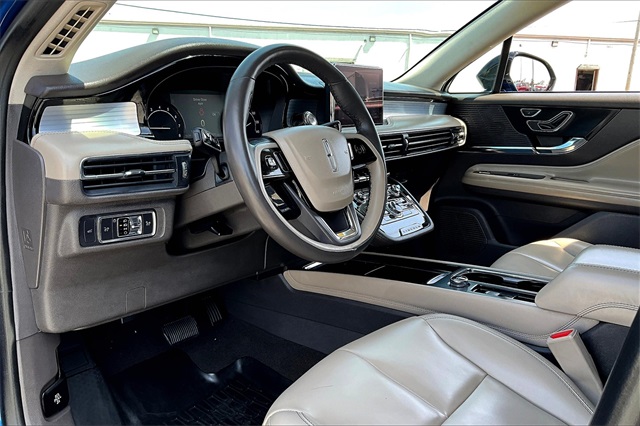 2021 Lincoln Corsair Standard - Photo 8