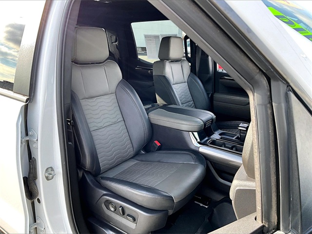 2024 Chevrolet Silverado 1500 ZR2 - Photo 11