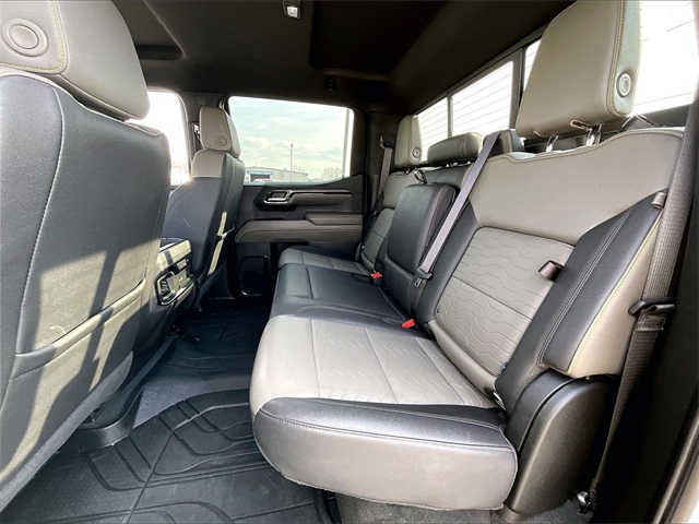 2024 Chevrolet Silverado 1500 ZR2 - Photo 14