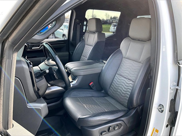 2024 Chevrolet Silverado 1500 ZR2 - Photo 10