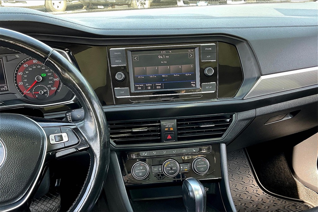 2019 Volkswagen Jetta 1.4T SE - Photo 17