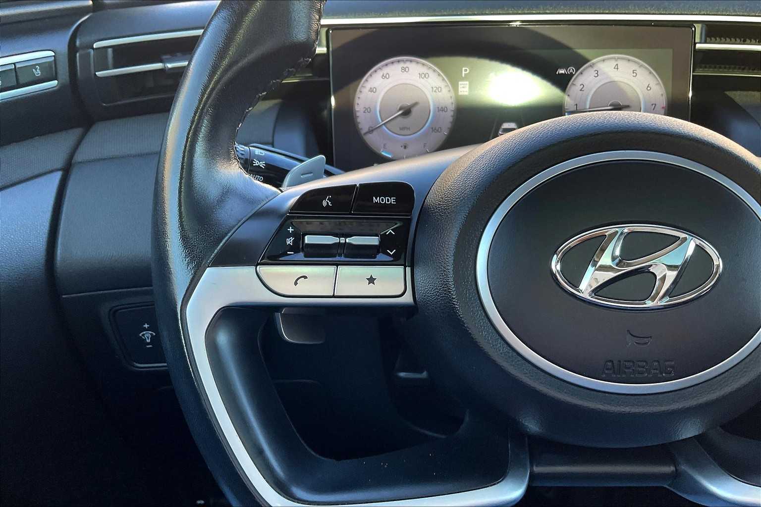 2022 Hyundai Tucson Limited - Photo 23