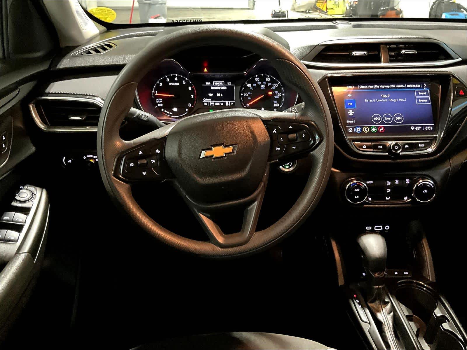2023 Chevrolet TrailBlazer LT - Photo 17