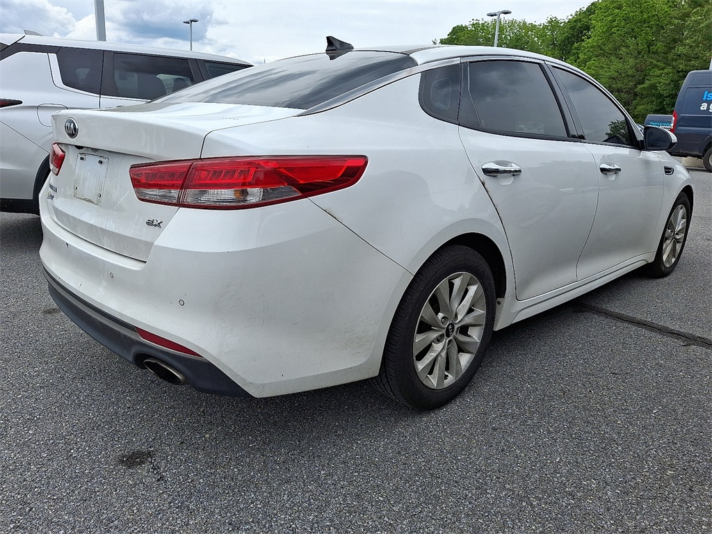 2016 Kia Optima EX - Photo 6