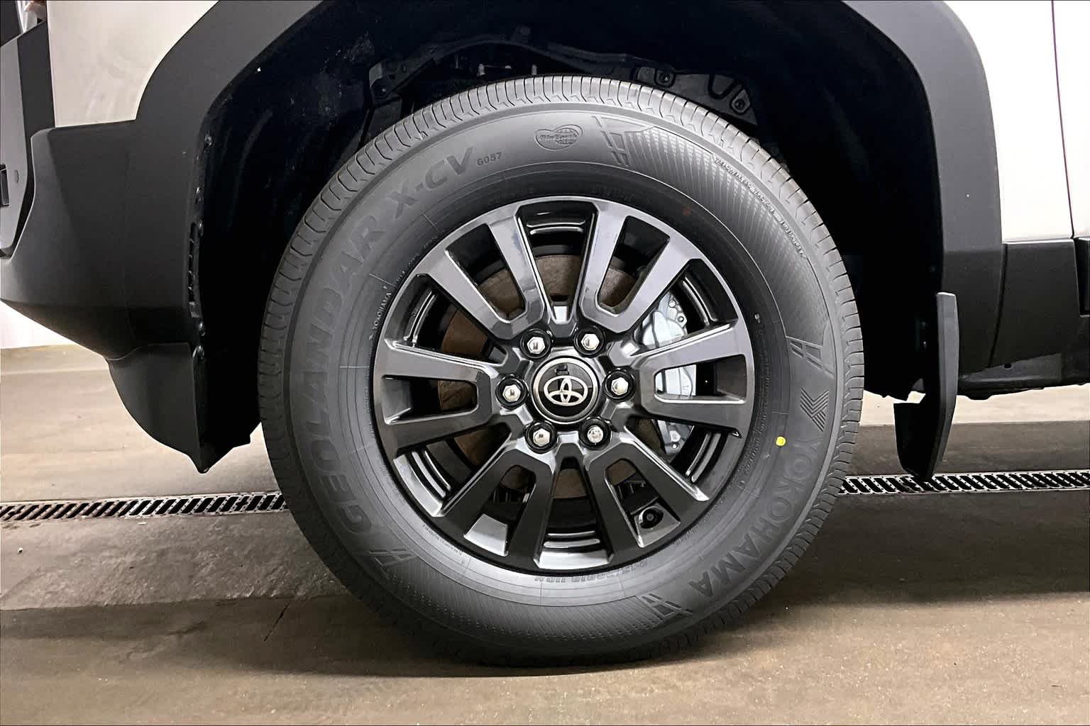 2025 Toyota Land Cruiser 1958 - Photo 8