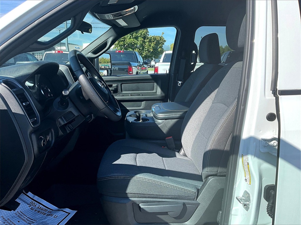 2024 Ram 2500 Tradesman - Photo 11
