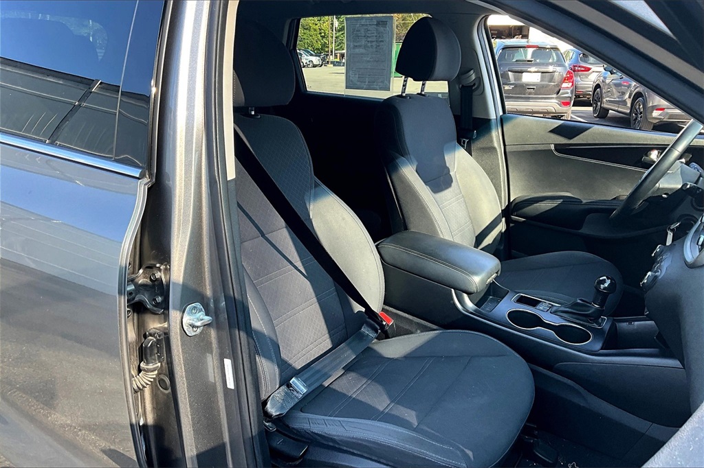 2018 Kia Sorento LX - Photo 11