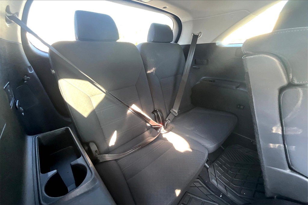 2018 Kia Sorento LX - Photo 17