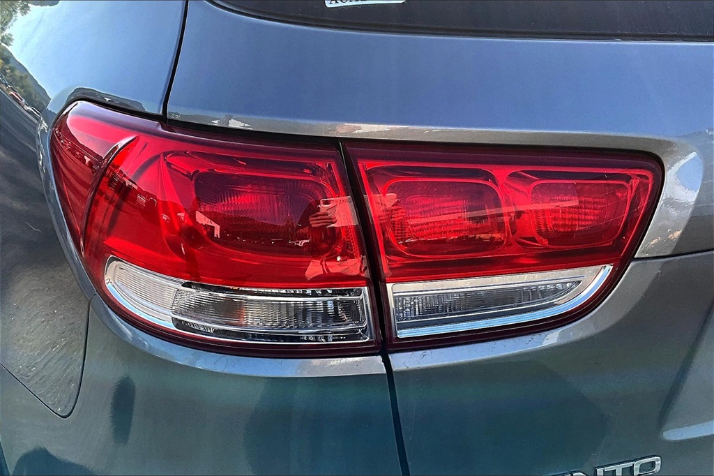 2018 Kia Sorento LX - Photo 33