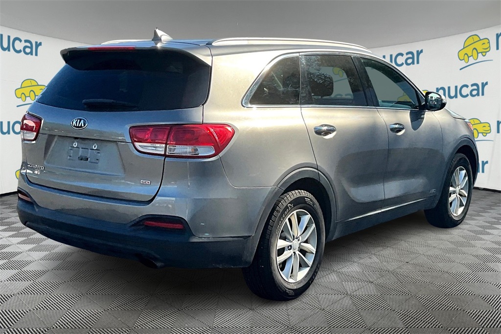 2018 Kia Sorento LX - Photo 6