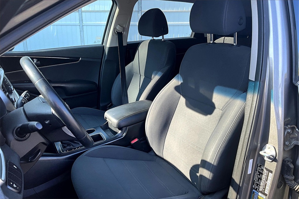 2018 Kia Sorento LX - Photo 10