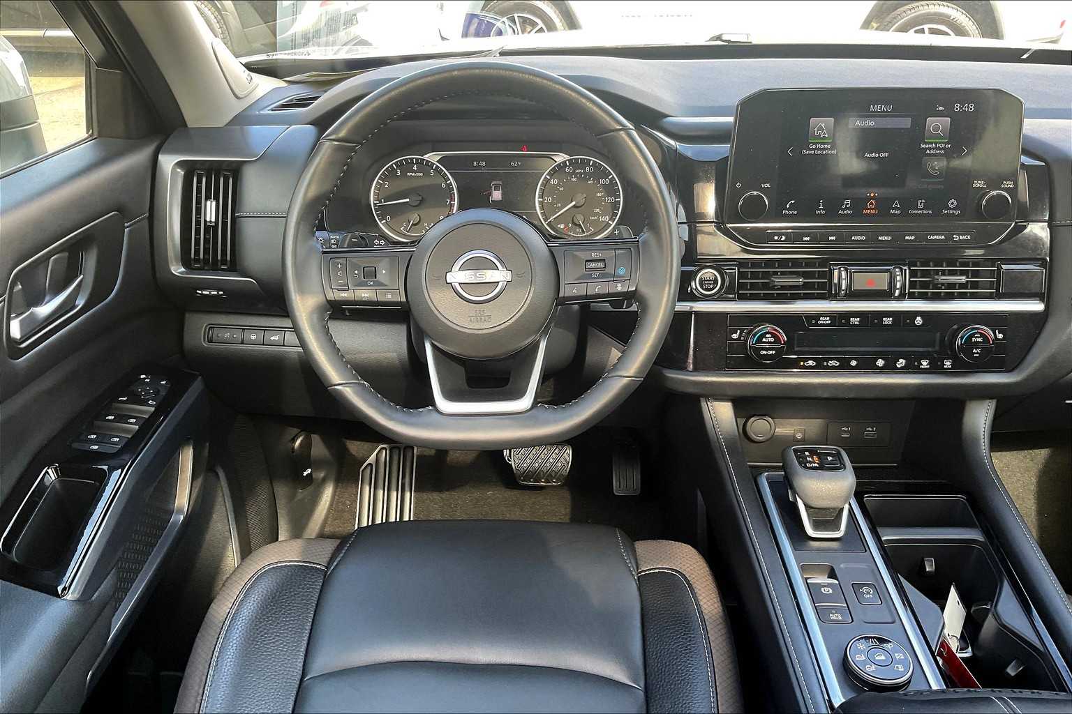 2023 Nissan Pathfinder SL - Photo 18