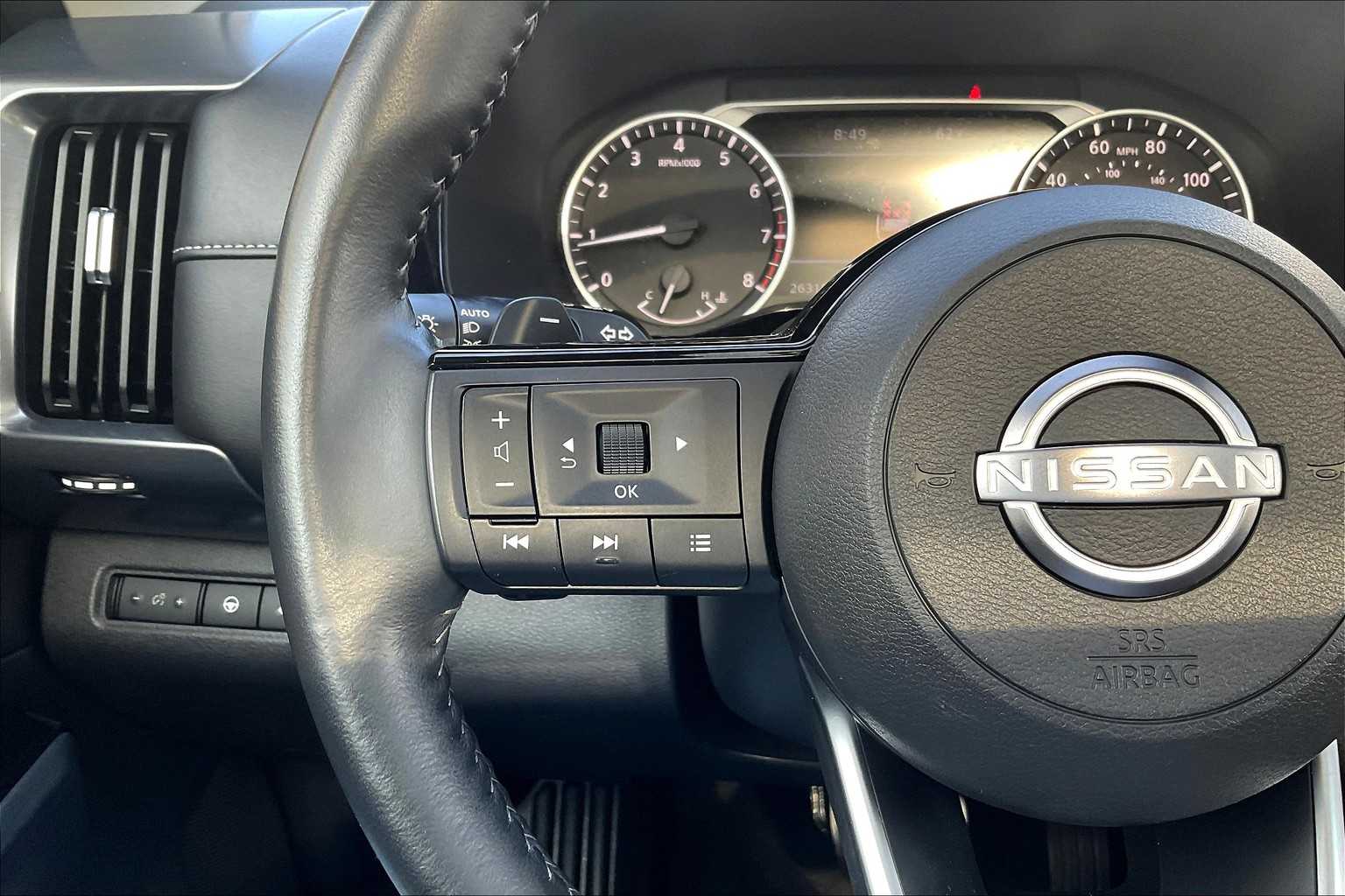 2023 Nissan Pathfinder SL - Photo 24