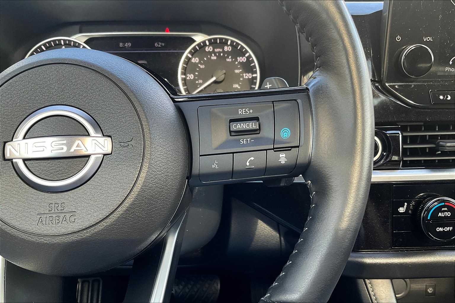 2023 Nissan Pathfinder SL - Photo 25
