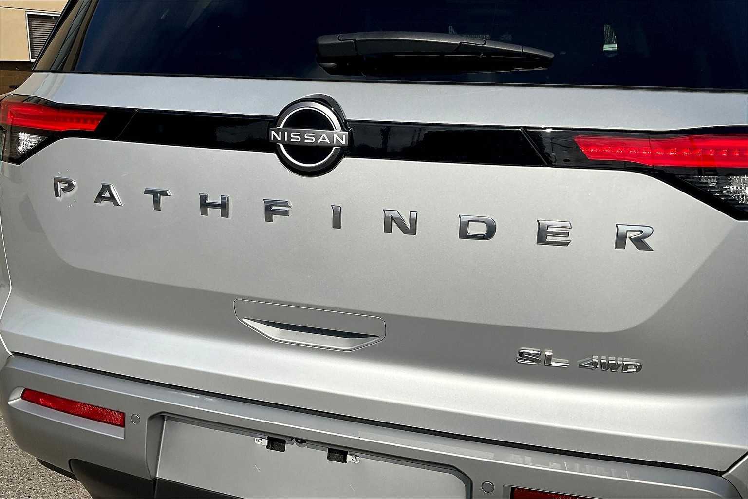 2023 Nissan Pathfinder SL - Photo 30
