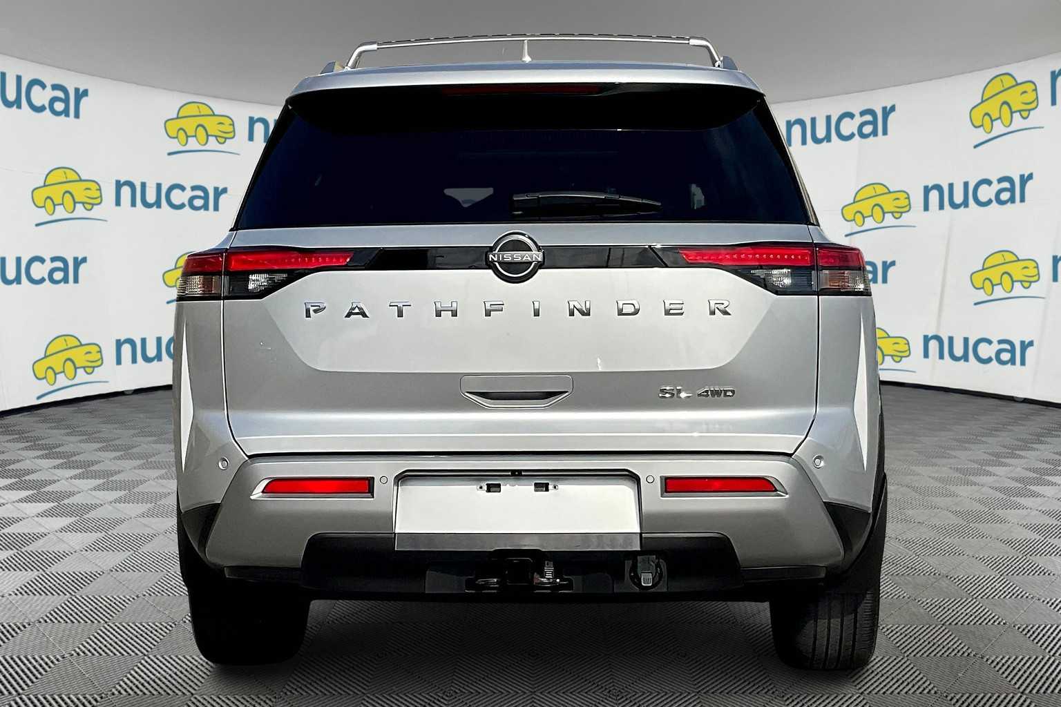 2023 Nissan Pathfinder SL - Photo 5