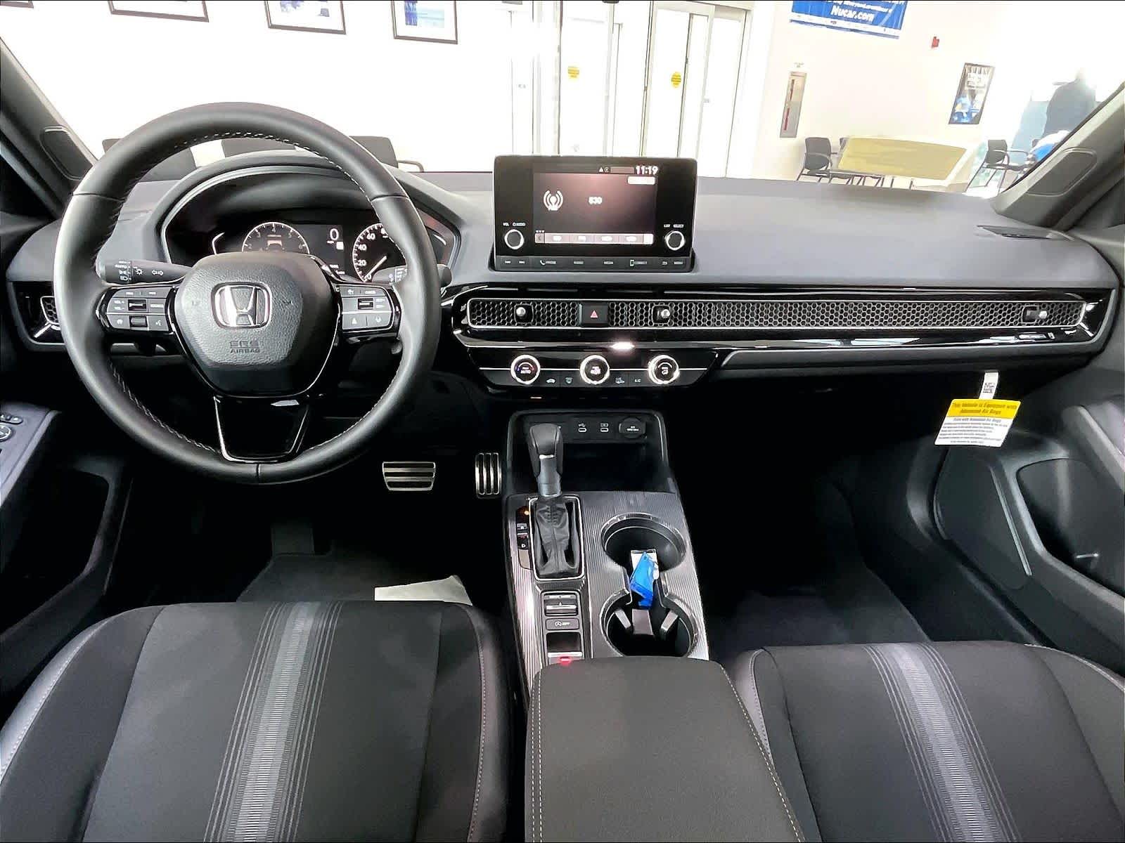 2026 Honda Civic Hatchback Sport - Photo 12