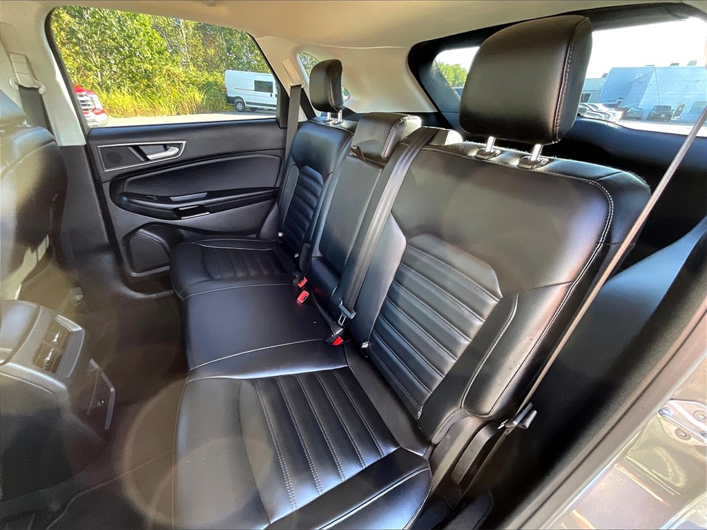 2022 Ford Edge SEL - Photo 14