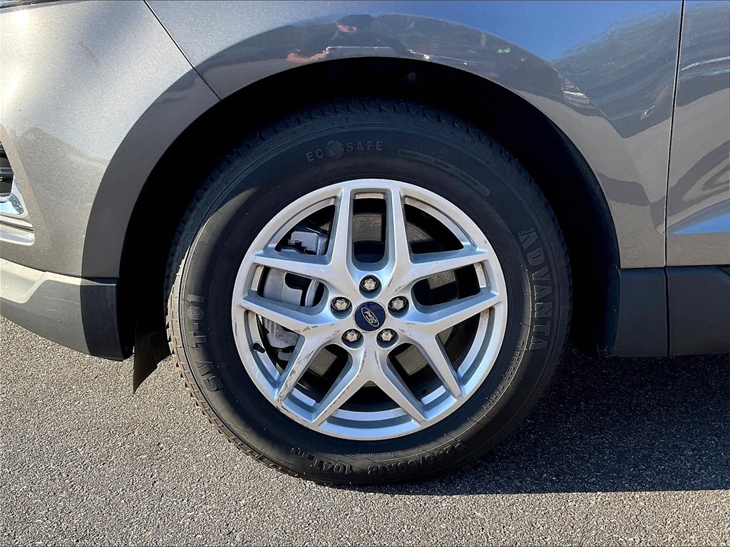 2022 Ford Edge SEL - Photo 7