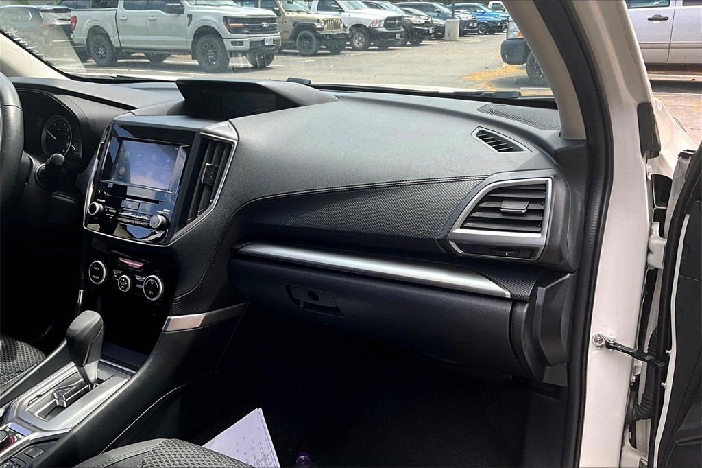 2021 Subaru Forester Premium - Photo 13