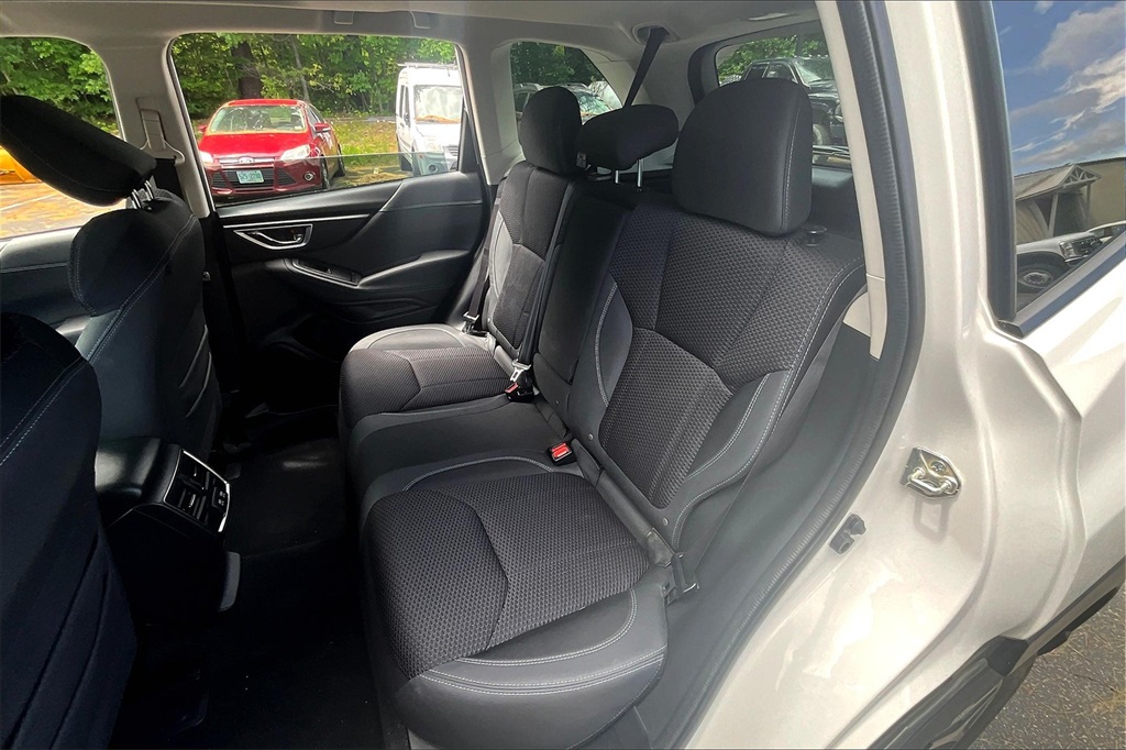 2021 Subaru Forester Premium - Photo 15