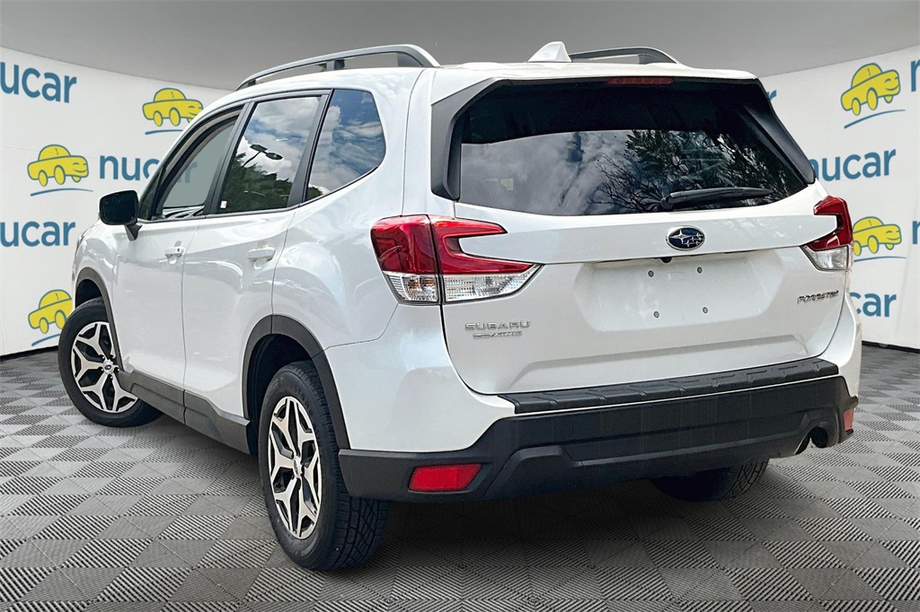 2021 Subaru Forester Premium - Photo 4