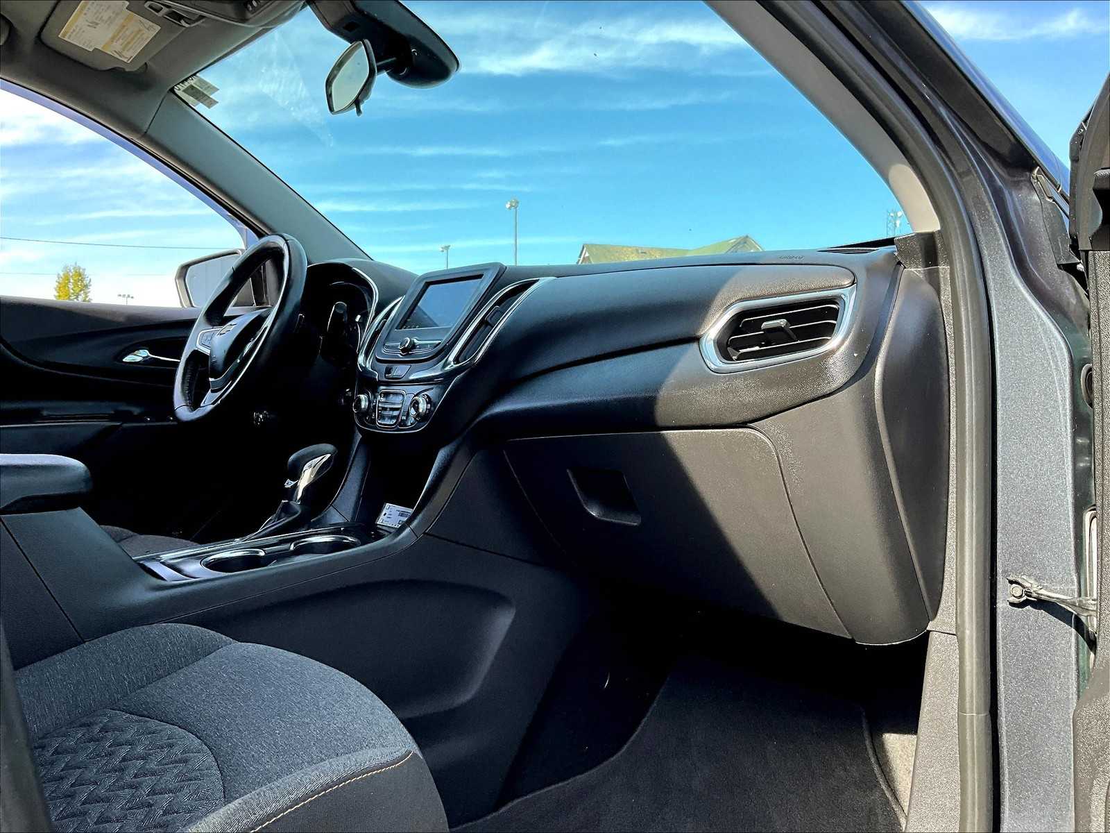 2022 Chevrolet Equinox LT - Photo 14
