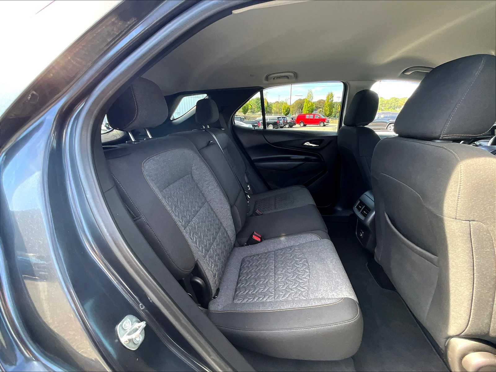 2022 Chevrolet Equinox LT - Photo 16