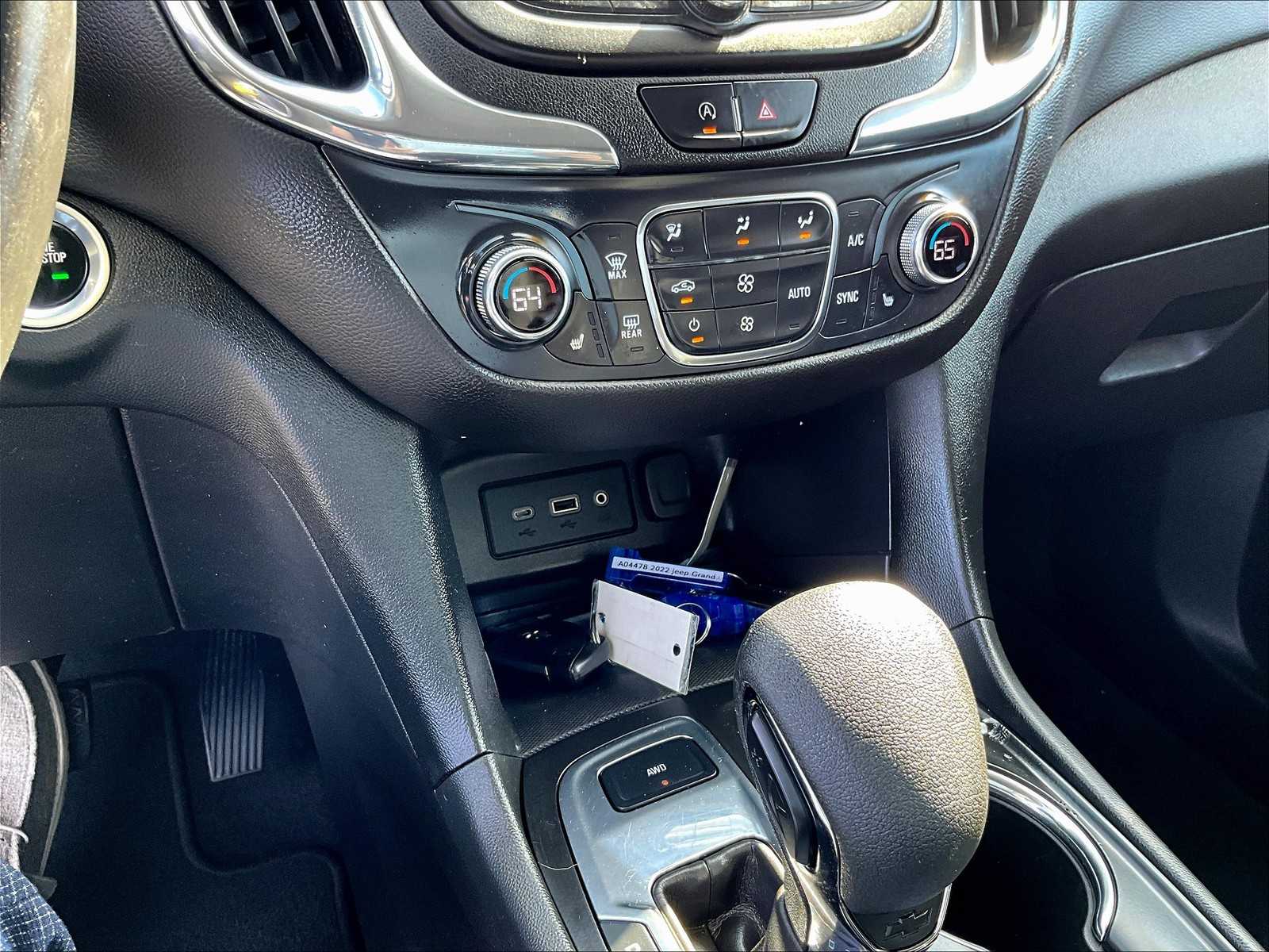 2022 Chevrolet Equinox LT - Photo 25