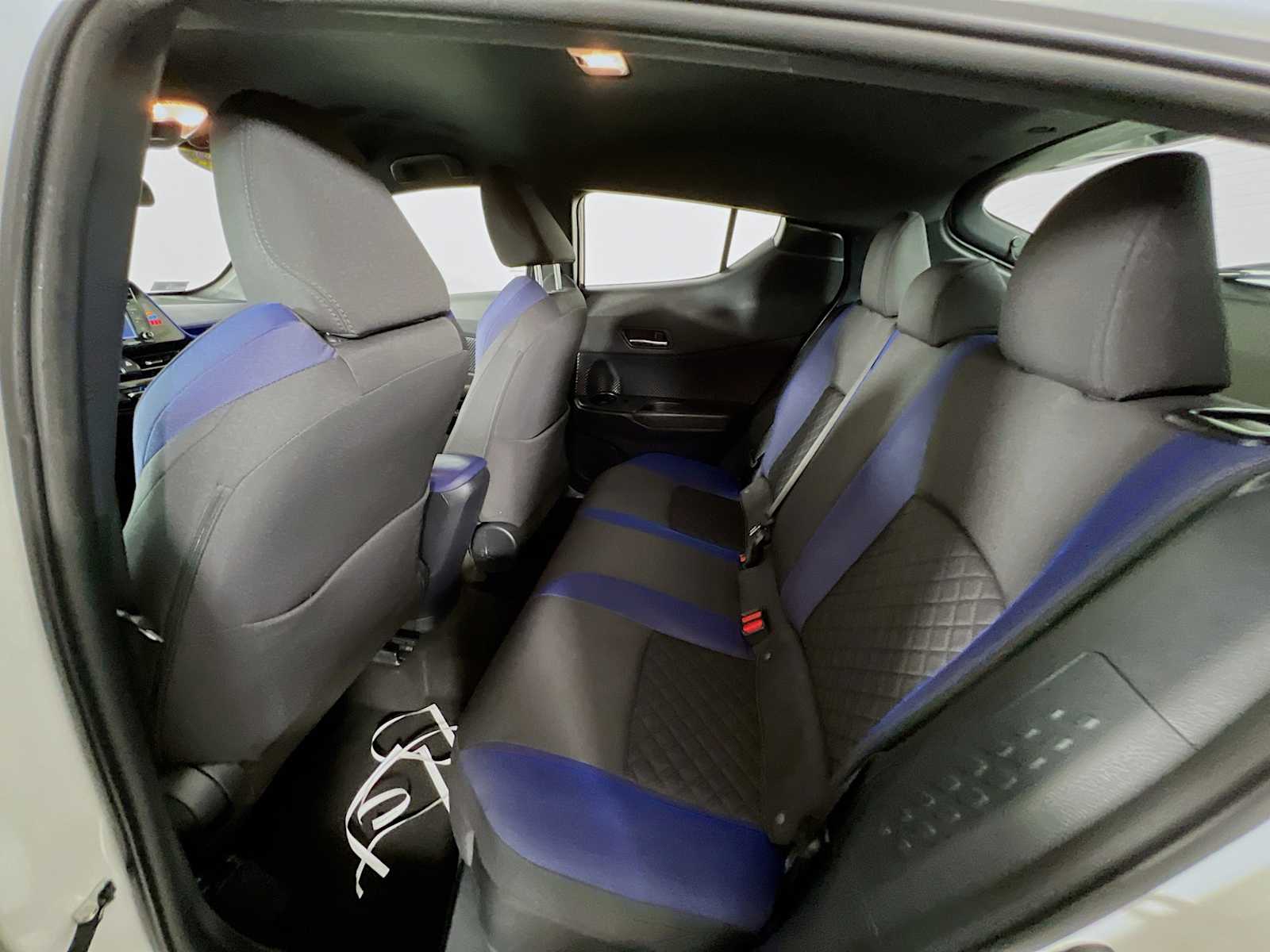 2020 Toyota C-HR XLE - Photo 22