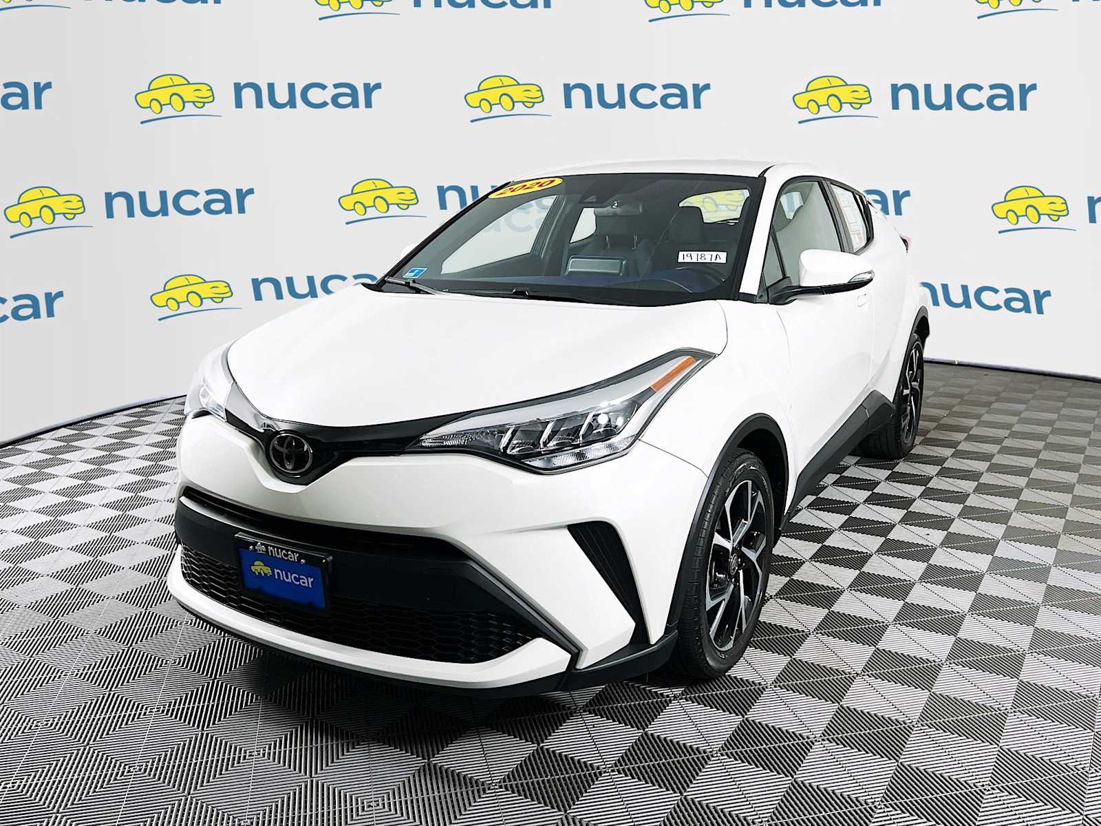 2020 Toyota C-HR XLE - Photo 3