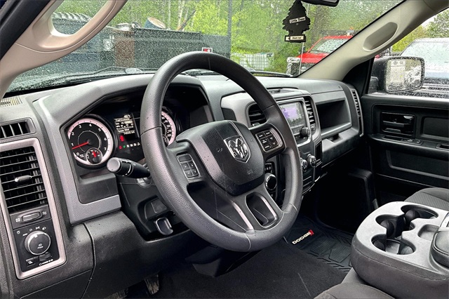 2019 Ram 1500 Classic Express - Photo 14