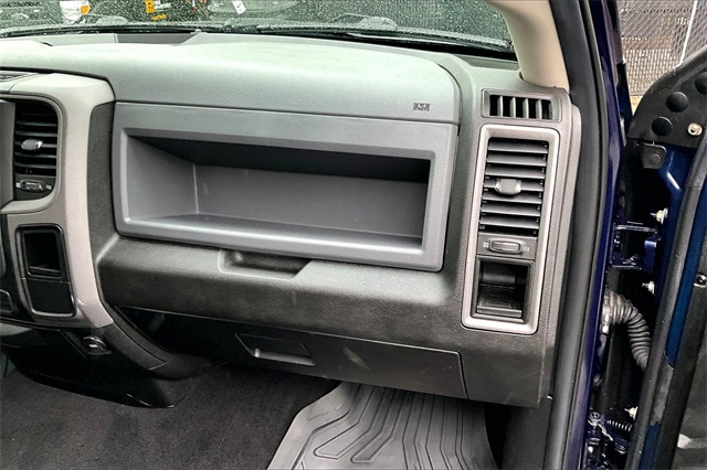2019 Ram 1500 Classic Express - Photo 17