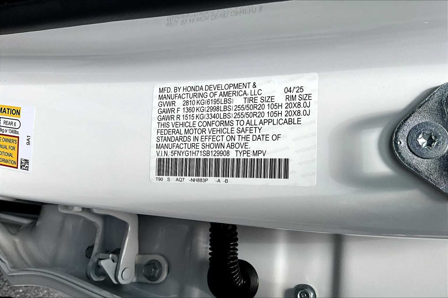 2025 Honda Pilot Touring+ - Photo 17