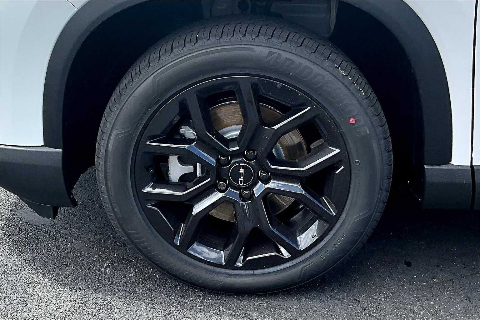 2025 Honda Pilot Touring+ - Photo 8